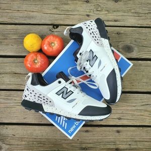New Balance x Undefeated Trailbuster Sneaker New